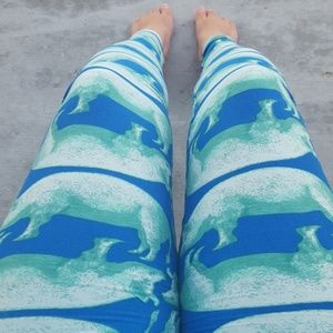 Sale 3/$15! Lularoe one size pig leggings.